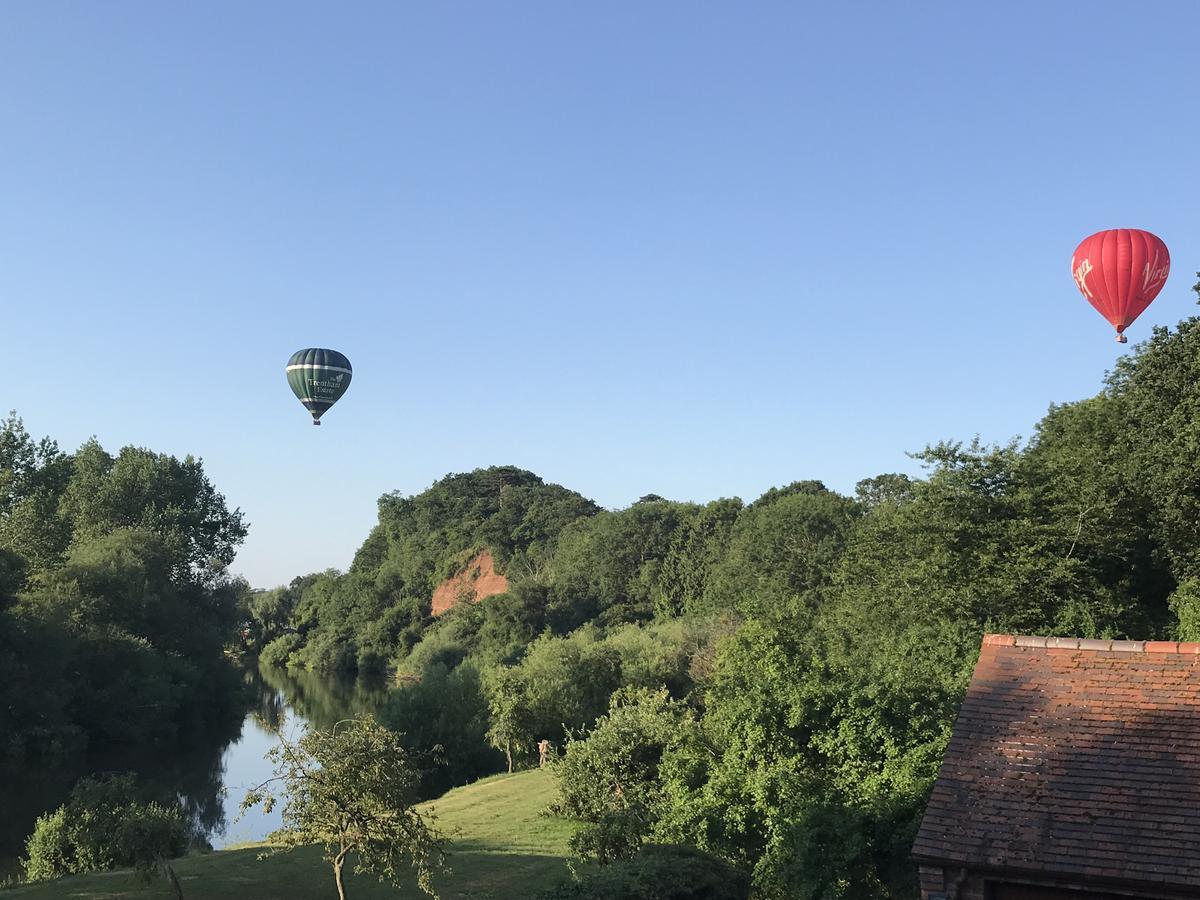Severnside Bed & Breakfast Great Malvern Ngoại thất bức ảnh